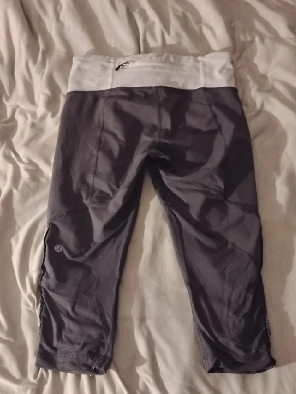lululemon athletica sleek capri